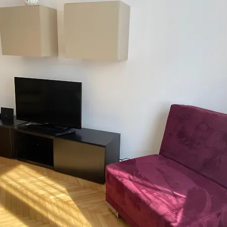 Neueroeffnung - Dietrichsteinplatz - Gratis Tiefgaragenplatz Apartmán